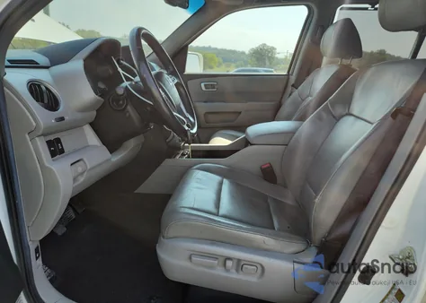 2013 Honda Pilot Touring from USA, damaged, VIN 5FNYF3H95DB009001